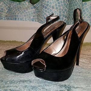 Black platform open toes